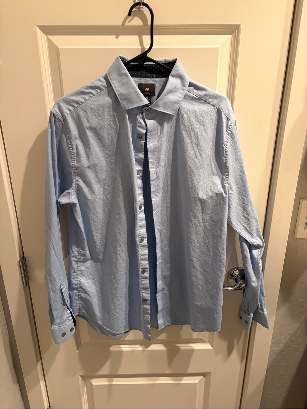 H&M Men's Pale Blue Cotton Button-Down Dress Shirt